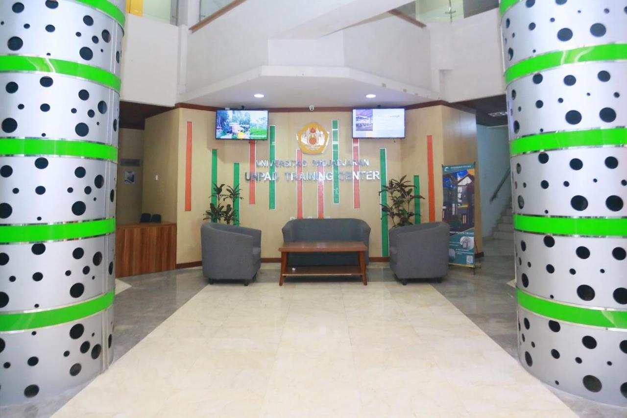 Utc Dago Hotel Bandung Eksteriør billede