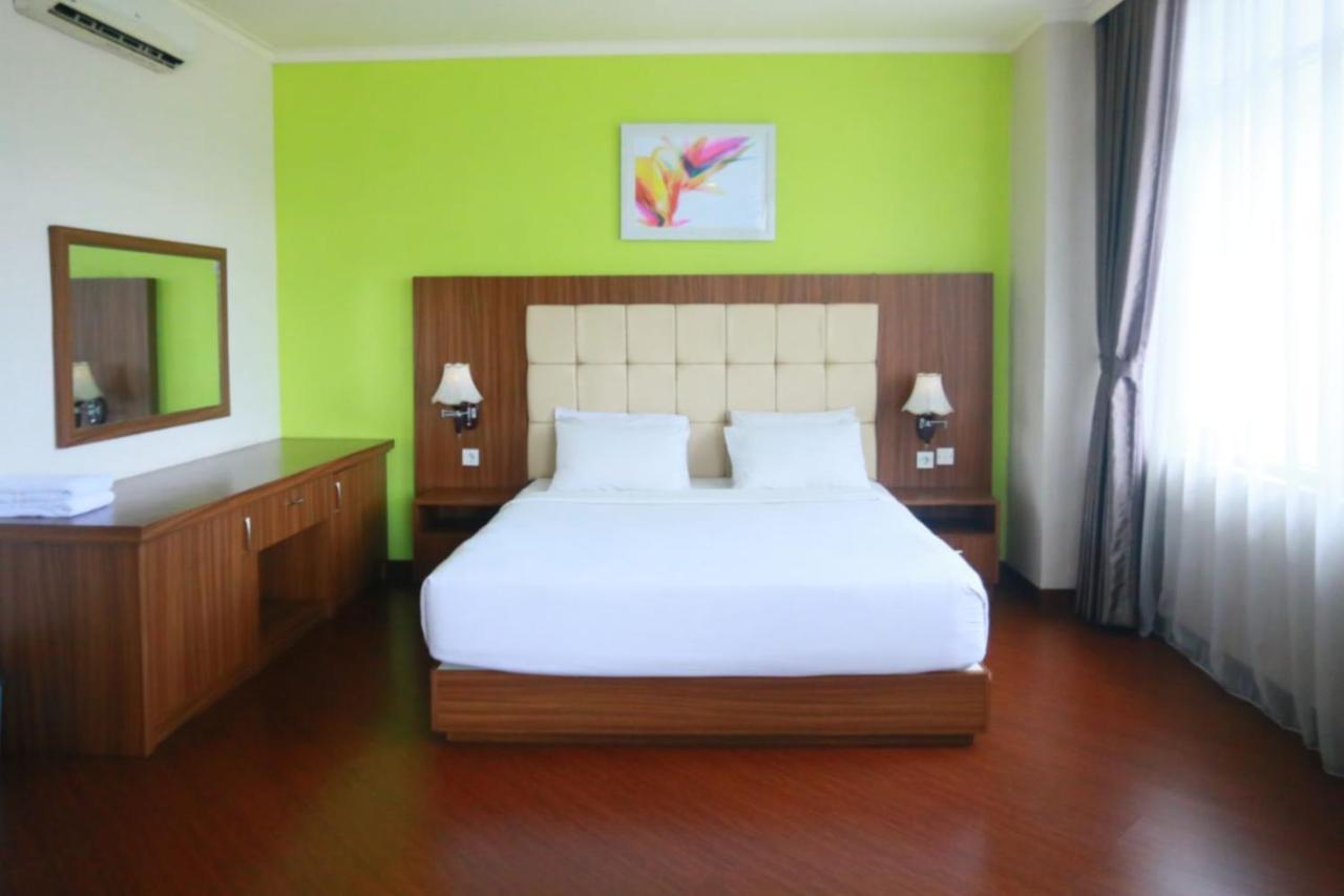 Utc Dago Hotel Bandung Eksteriør billede